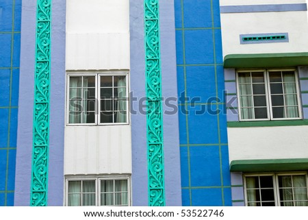 windows on the side of Art Deco buildings in Miami