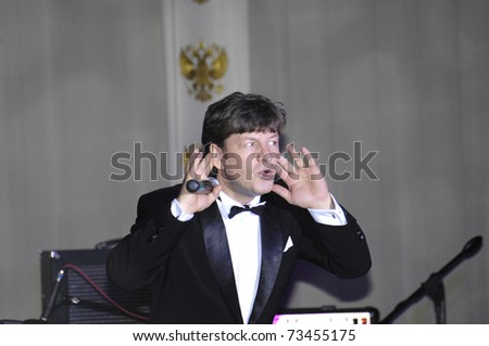 MOSCOW - DECEMBER 28: Russian singer Felix Tsarikati on a New Year performance at Supreme Court of Russian Federation on December 28, 2009 in Moscow, Russia