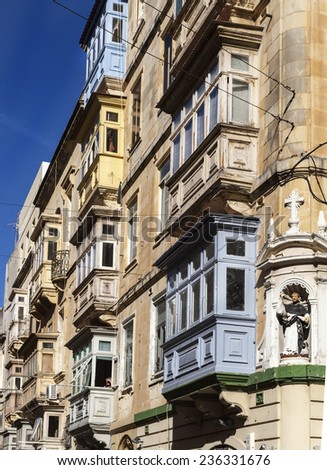 Anglo saxon balconies ina malta street