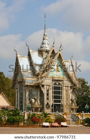 stock-photo-buddhist-temple-of-mirrors-sattahip-chonburi-province-thailand-97986731.jpg