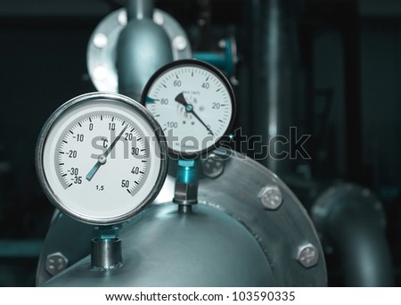 Industrial water temperature meter with pipe