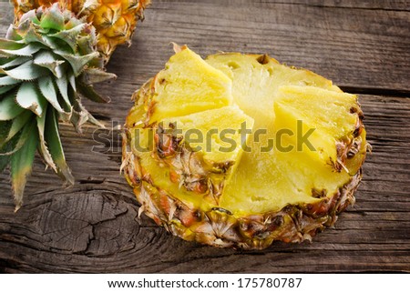 Organic pineapple. Slice and chunk