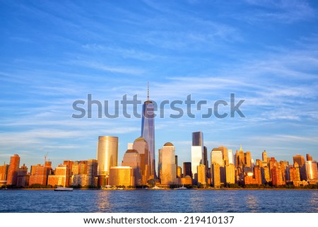 One World Trade Center and Lower Manhattan skyline at sunset, New York