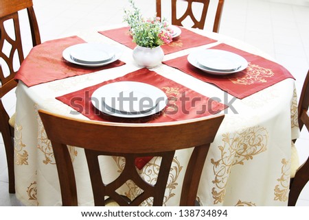 Table for family four person