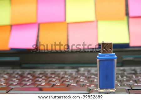 Sticky Notes Computer laptop user ad to JOIN a subscription website copyspace for text or graphic