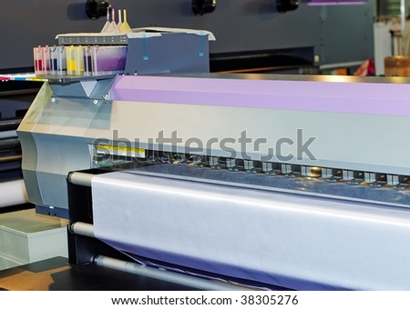 Large format inkjet printers for outdoor billboards printing
