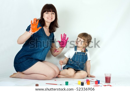 mother and daugher painting