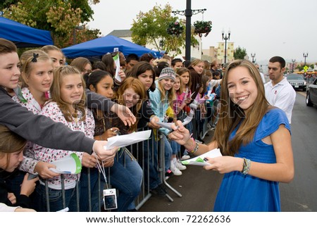 EL CAJON, CA - NOVEMBER 23: Taylor Atellan attends the 62nd  Annual Mother Goose Parade on November 23, 2008 in El Cajon, CA.