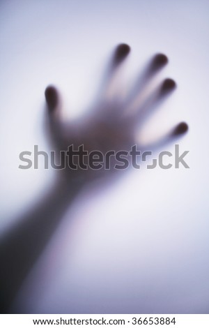 Que suis-je pour toi? Stock-photo-shadow-of-a-blurry-hand-behind-the-glass-36653884