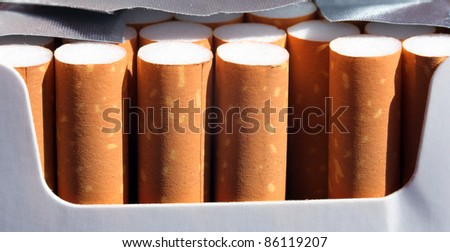 close up of an opened cigarettes box