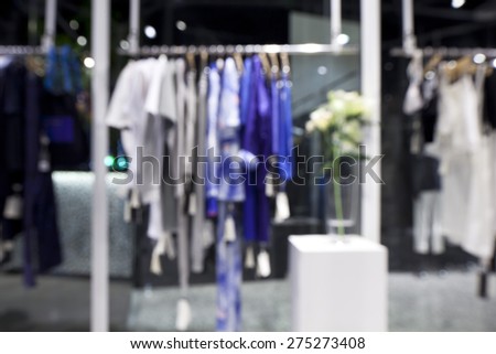 Blurred background of fashion shop in shopping mall
