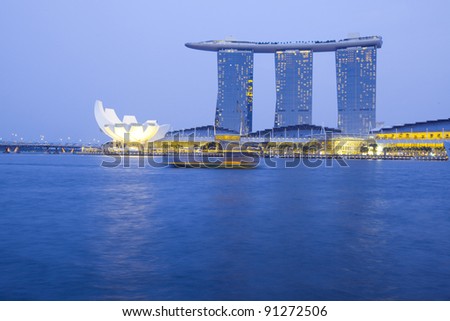 SINGAPORE - SEPTEMBER 14: The Marina Bay Sands Hotel dominates the skyline at Marina Bay September 14, 2010 in Singapore. It\'s the world\'s most expensive standalone casino property at US$ 6.3 billion.