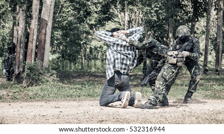 Military Rangers team in training, attack and arrest the terrorism