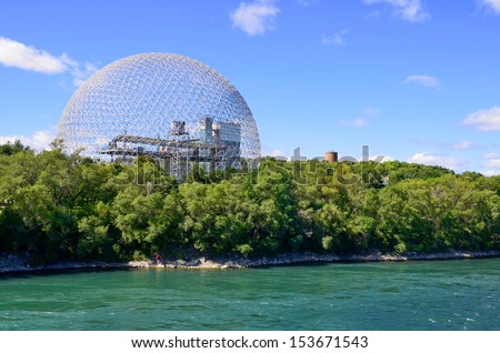 MONTREAL-CANADA SEPT. 08 The Biosphere is a museum in Montreal dedicated to the environment. Located at Parc Jean-Drapeau in the former pavilion of the United States on 08 09 2013 Montreal, Canada