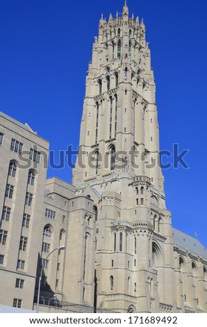 Riverside Church in the City of New York is an inter-denominationa l, but member of American Baptist and United Church of Christ church in New York City's Manhattan neighborhood of Morningside Heights