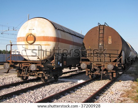 train with set of oil and fuel tanks transport by rail