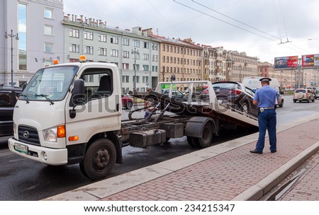 SAINT PETERSBURG, RUSSIA - AUGUST 8, 2014: Evacuation vehicle for traffic violations