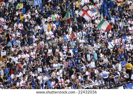 MILAN, MAY 11 : Supporters at Italian Championship soccer game, Inter vs Siena, may 11, 2008 in Milan, Italy