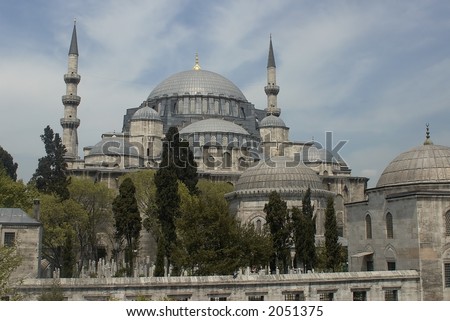 On of the main mosque of Istanbul - Suleiman camii. View from  old University.