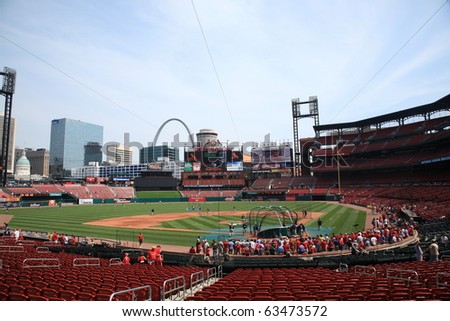 ST. LOUIS - SEPTEMBER 18: Batting practice before a baseball game at Busch Stadium between the Cardinals and Padres, with both teams fighting for a playoff berth, on September 18, 2010 in St. Louis.