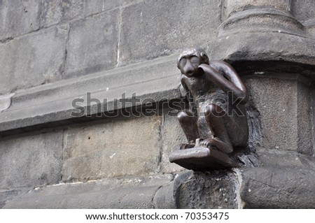 In front of city hall stands a statue of a monkey, which is said to bring good fortune to those who pat his head.