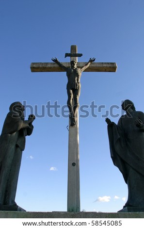 12th Stations of the Cross, Jesus dies on the cross