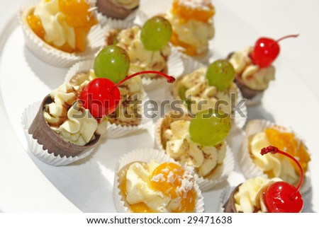 Small sweet cakes