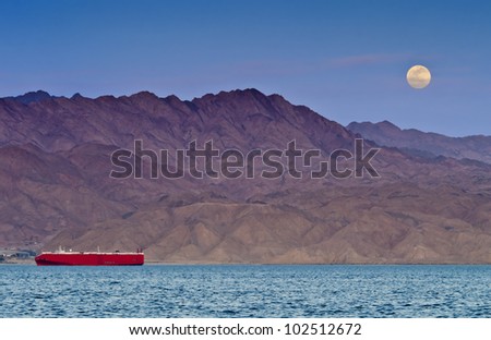 Rise of Super-moon on 05 May 2012, the gulf of Aqaba, 5 km south of Eilat, Israel