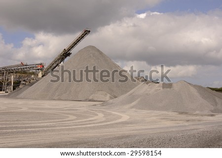 making of crushed stone at stone quarry