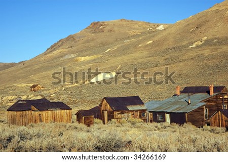 old usa western gold ghost mining town of bodie