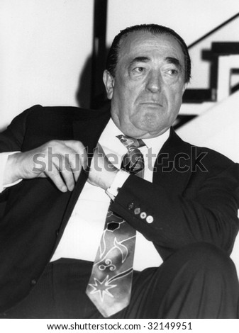 LONDON-APRIL 17: Robert Maxwell, media tycoon and owner of Mirror Group Newspapers, at a press conference on April 17, 1991 in London. Maxwell died in November 1991.