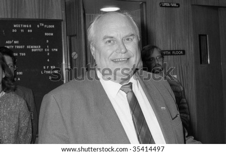 LONDON-NOVEMBER 30: Norman Willis, General Secretary of the Trades Union Congress, at a press conference on November 30, 1989 in London.