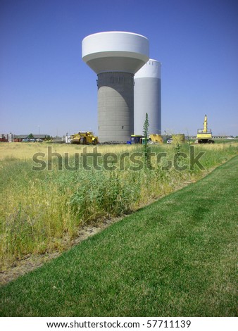 pasco washington water towers with construction equipment