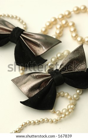bows and pearls
