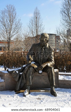 PITTSBURGH - JANUARY 13: Statue of founding owner Art Rooney, Heinz Field which will host the NFL Playoffs. Ravens VS Steelers on January 15, 2011. January 13, 2011, Pittsburgh Pennsylvania.