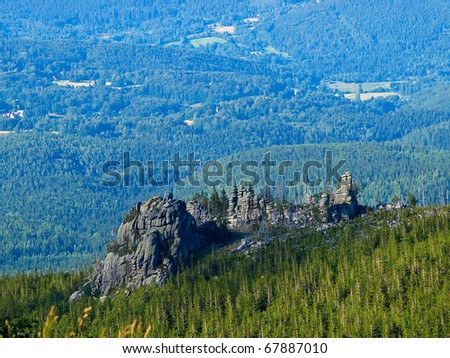 Rock formations, consisting of fractured granite blocks. Giant Mountains, Poland.