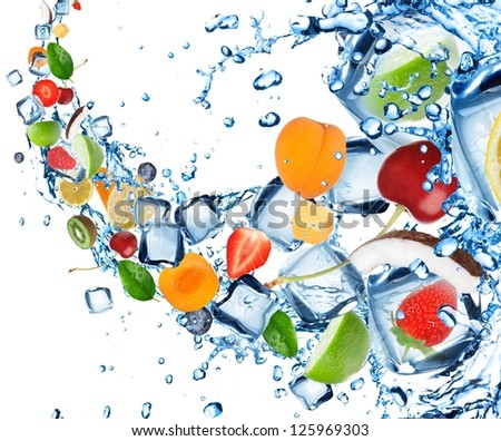 Fresh fruit splash with ice cubes