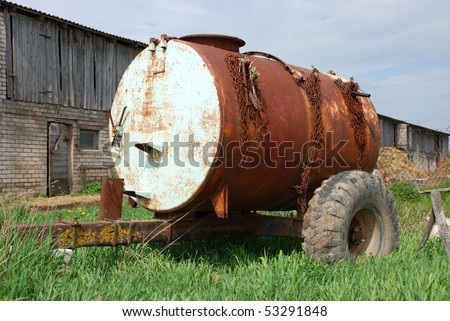 Farm Water Tank on Homemade Trailer
