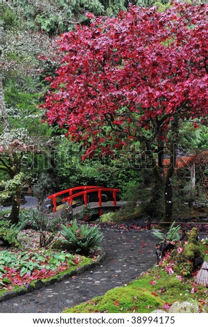 The japanese garden inside the historic butchart gardens (built in 1903) in autumn , vancouver island, british columbia, canada