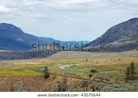 Roadside view of the desert-like landscape along the highway 1, british columbia, canada