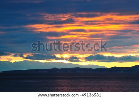 Seaside sunset scene in victoria, british columbia, canada