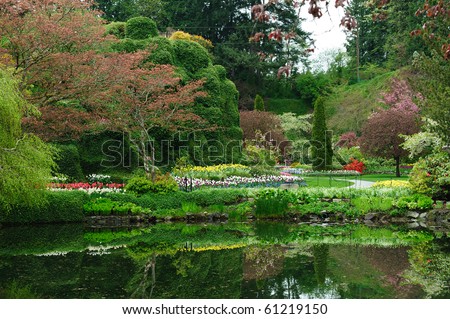 Pond of the sunken garden inside the famous historic butchart gardens (built in 1903), vancouver island, british columbia, canada