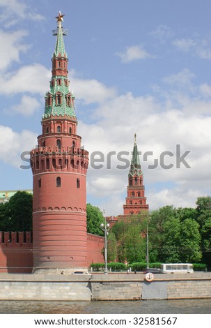 Architecture famous. Moscow Kremlin- tower and river. Used soft focus lens- monocle