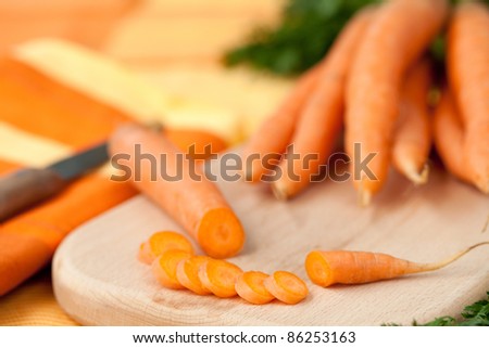 Fresh carrot slices