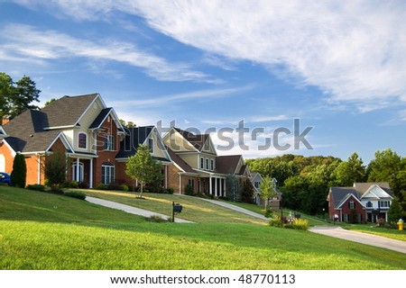 American street with beautiful houses