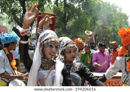NEW DELHI-MAY 16:  Traditional Indian dancers performing  after BJP won the Indian National election on May 16, 2014 in New Delhi , India.