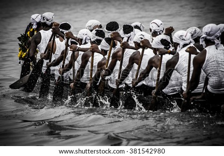 Oarsmen in Kerala Boat Race