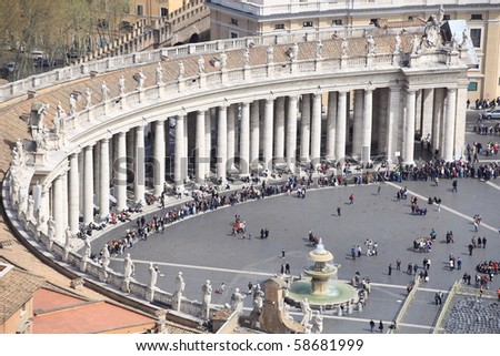 VATICAN - MARCH 31: crowds left Saint Peter\'s Square after Pope Benedict XVI\'s pre-easter mass on March 31, 2010 in Vatican.