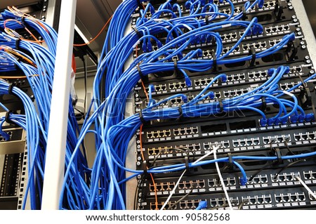Wires of internet router connectors, Network Server