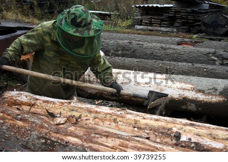 At first, it is necessary to remove a bark from a log, and then to saw on boards